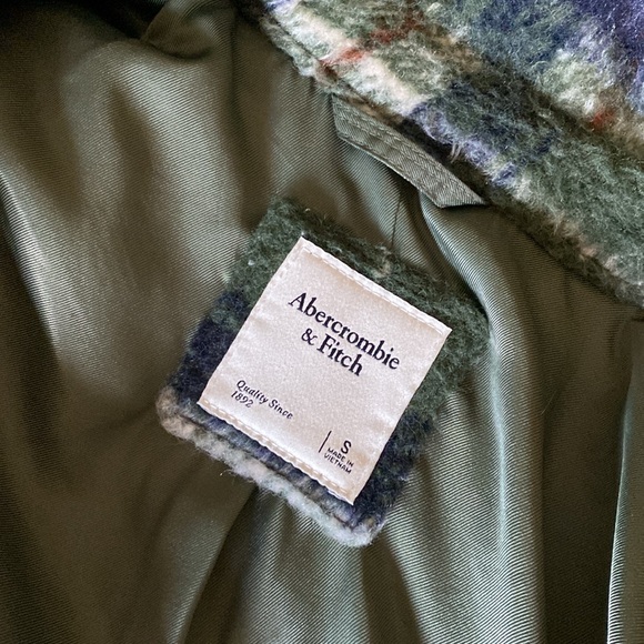 Abercrombie and Fitch green plaid long line cozy jacket size S Small - Picture 2 of 6